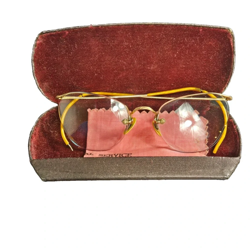 Vintage American Optical 1/10 12KGF Glasses Gold Filled Case And Cloth